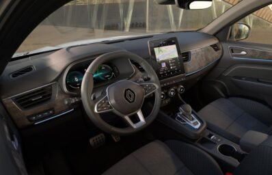 RENAULT Arkana Hybride E-tech