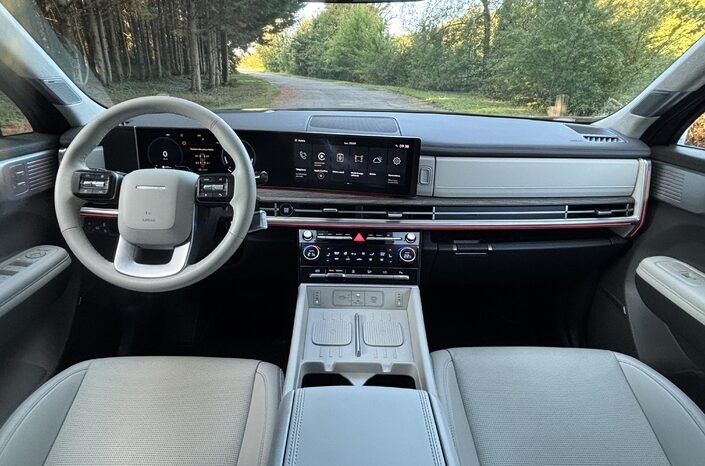 
								HYUNDAI Santa Fe HEV complet									