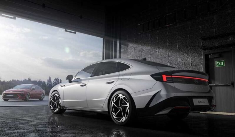 
								HYUNDAI Sonata complet									