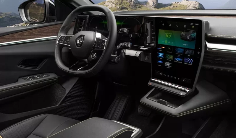 
								RENAULT Mégane E-Tech complet									