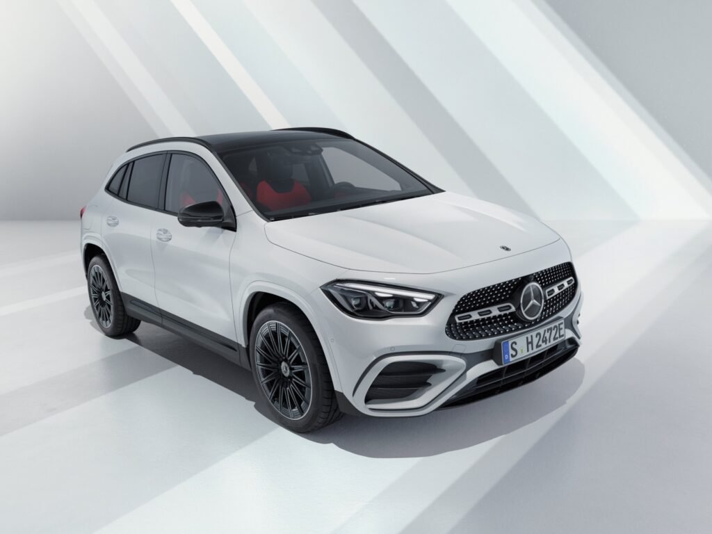 MERCEDES GLA
