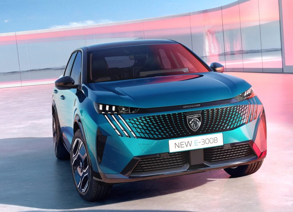 PEUGEOT 3008