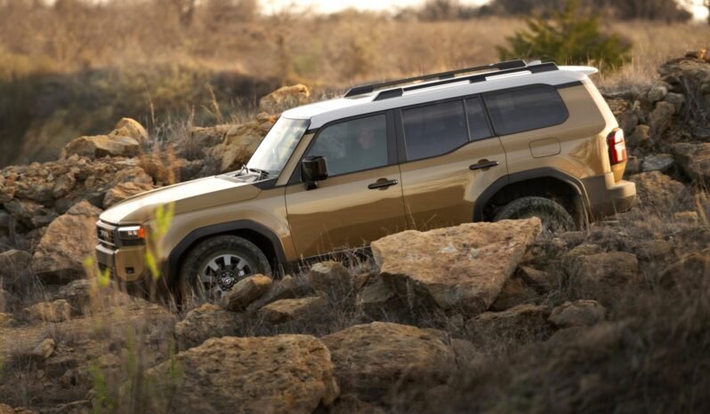 
								TOYOTA Land Cruiser Prado complet									