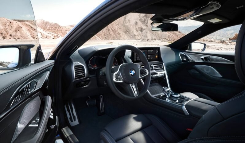 BMW Série 8 Coupé كامل