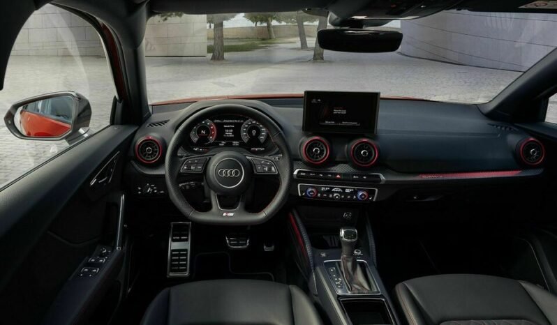 AUDI Q2 voll