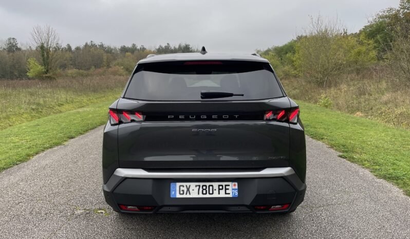 PEUGEOT 5008 كامل