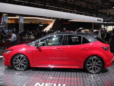 TOYOTA Corolla Sport