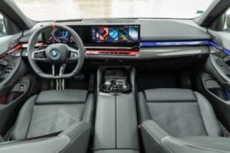 BMW i5 كامل