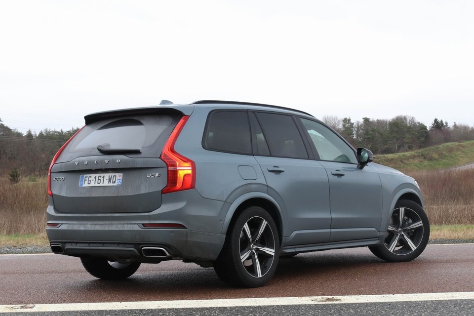 VOLVO XC90 PHEV