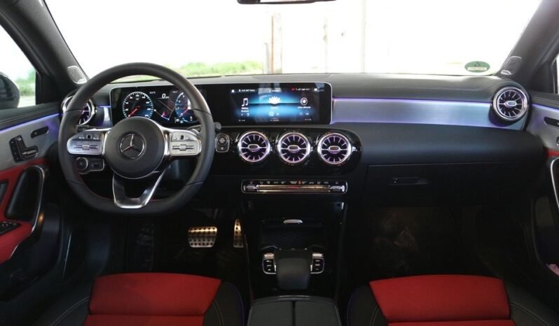 MERCEDES Classe A كامل