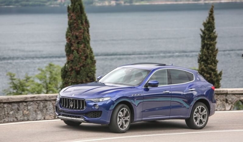 
								MASERATI Levante complet									