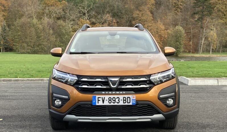 
								DACIA Sandero Stepway complet									