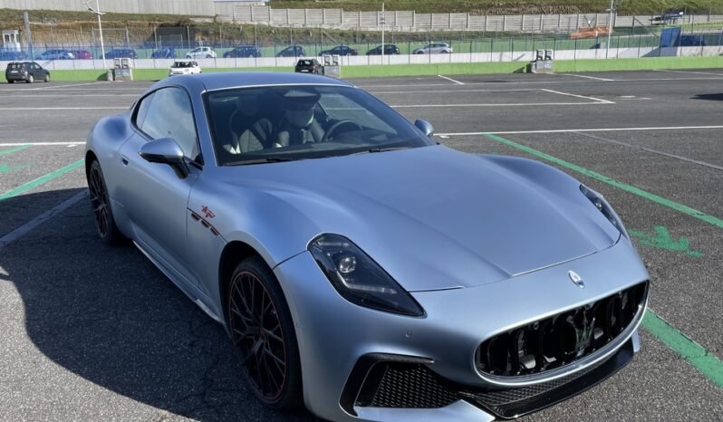 MASERATI GranTurismo completo