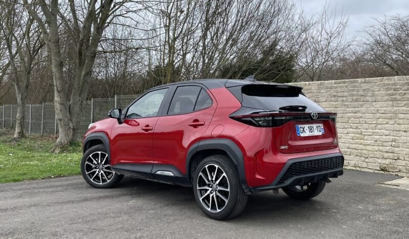 TOYOTA Yaris Cross voll