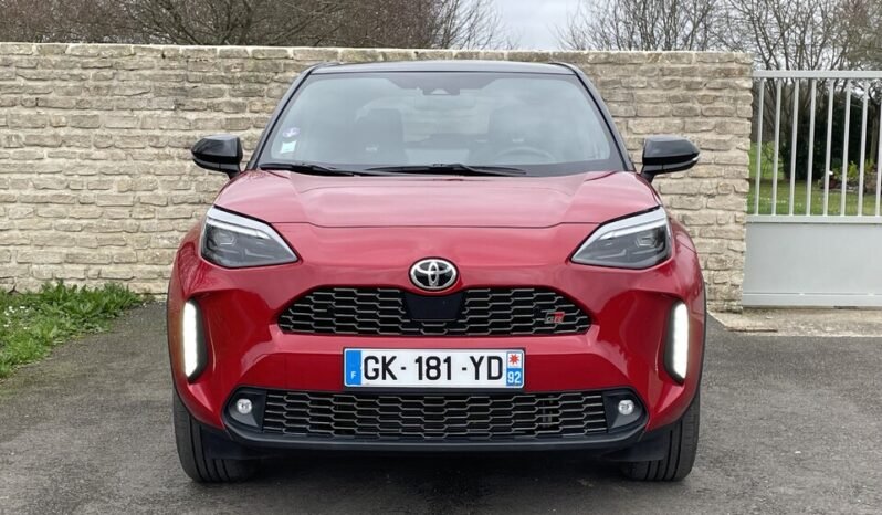 TOYOTA Yaris Cross voll