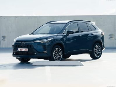 TOYOTA Corolla X SUV