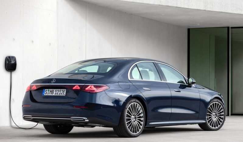 MERCEDES Classe E completo