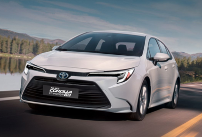 TOYOTA Corolla Prestige