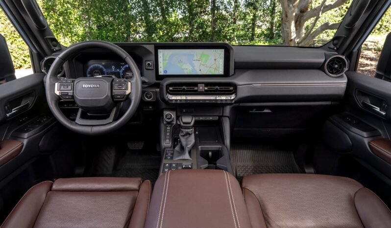 
								TOYOTA Land Cruiser Prado complet									