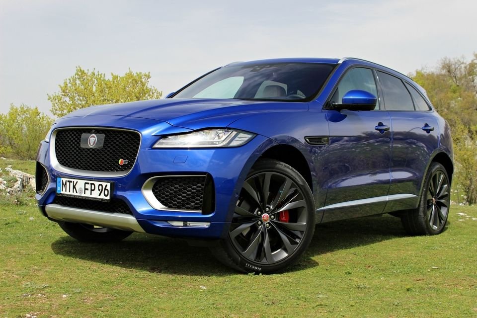 JAGUAR F-Pace